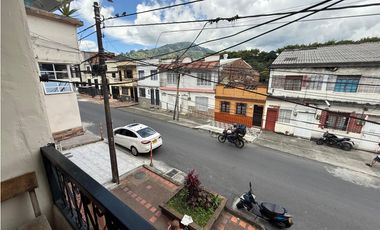 VENTA DE CASA – OPORTUNIDAD ÚNICA EN PLENO CENTRO DE PEREIRA