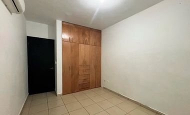 Casa en renta Residencial De La Sierra, al Sur de Monterrey N.L.