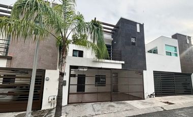 Casa en renta Residencial De La Sierra, al Sur de Monterrey N.L.
