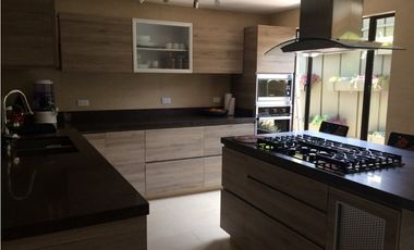 ZJG-13 Casa en venta en la Calera