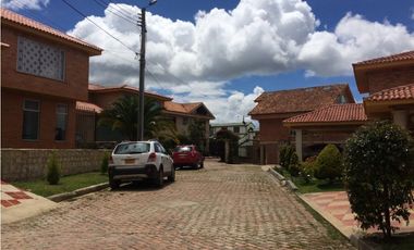 ZJG-13 Casa en venta en la Calera