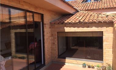 ZJG-13 Casa en venta en la Calera