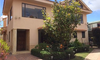 ZJG-13 Casa en venta en la Calera
