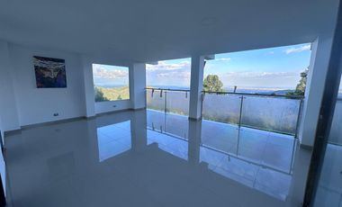 Se vende casa en medio dapa gualandayes de lujo