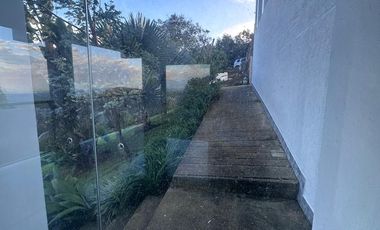 Se vende casa en medio dapa gualandayes de lujo