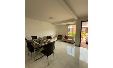 ZS-1070 Casa en venta, La mesa