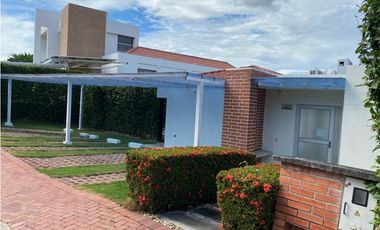 ZS-1024 Casa Campestre en venta, Girardot