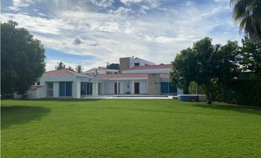 ZS-1024 Casa Campestre en venta, Girardot