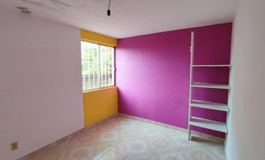 VENTA DE CASA EN CONDOMINIO EN FRACC. SAN NICOLAS EN ZINACANTEPEC