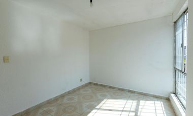 VENTA DE CASA EN CONDOMINIO EN FRACC. SAN NICOLAS EN ZINACANTEPEC