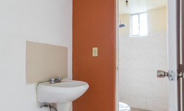 VENTA DE CASA EN CONDOMINIO EN FRACC. SAN NICOLAS EN ZINACANTEPEC