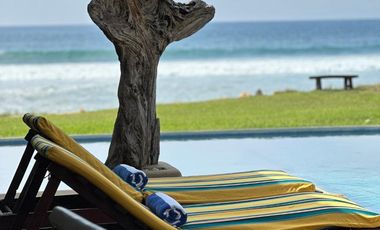 Casa en venta frente a playa ventanilla en Puerto Escondido, Oaxaca