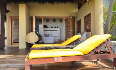 Casa en venta frente a playa ventanilla en Puerto Escondido, Oaxaca