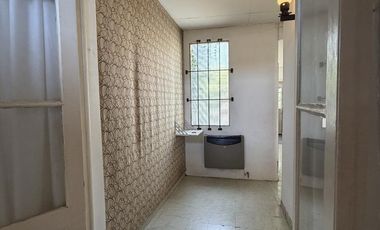 PH al Frente con Cochera y Patio | Alto Potencial de Redistribución | San Fernando – Alvear al 900