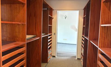 Impecable Casa de 5 ambientes  en Olivos!!!