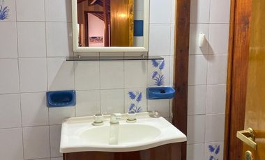 ALQUILER TEMPORARIO - Chalet 5 ambientes, a 7 cuadras de la costa - 7 plazas.