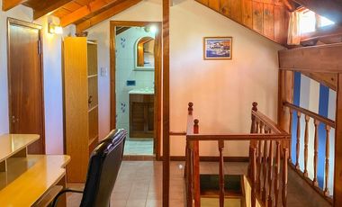 ALQUILER TEMPORARIO - Chalet 5 ambientes, a 7 cuadras de la costa - 7 plazas.