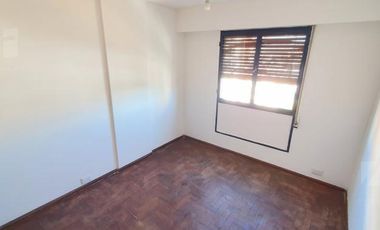 Alquiler de 2 dormitorios, calefactor y Aire Acondicionado