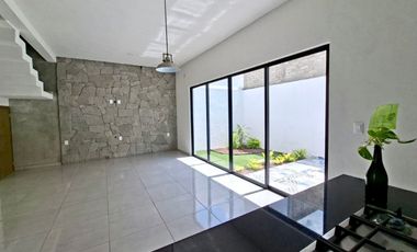 Casa en Venta en Real de Comala Colima de 4 Recámaras con Jardín Terraza
