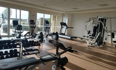 Hogar Costero de 3 Recámaras con Vista al Mar y Amenidades Premium