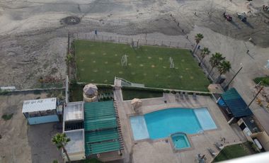 Hogar Costero de 3 Recámaras con Vista al Mar y Amenidades Premium