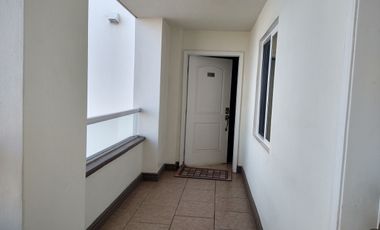 Hogar Costero de 3 Recámaras con Vista al Mar y Amenidades Premium