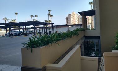 Hogar Costero de 3 Recámaras con Vista al Mar y Amenidades Premium
