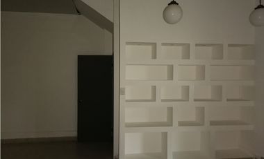 Se Alquila Local Brisas del Golf - Plaza Village Gallery