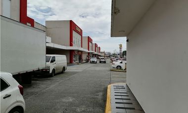 Se Alquila Local Brisas del Golf - Plaza Village Gallery