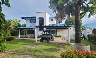 Se vende casa en Playa Blanca