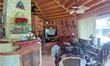 EL VALLE DE ANTON / 1600M / 3 HABITACION / 3 BAÑOS / AMOBLADA / AG