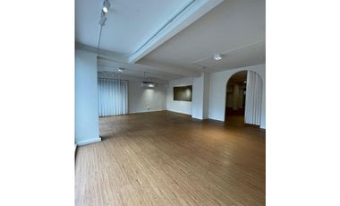 OBARRIO / 280M / DIVISIONES / MEZZANINE / 3 PARKING / PISO BAJO