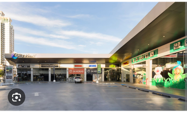 LOCAL COMERCIAL  EN VIA PORRA CITY PLAZA 124M2 UBICACION PRIVILEGIADA