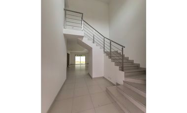 CONDADO DEL REY / ALTOS DEL PARQUE / 353M / 4 HABITACION / A ESTRENAR