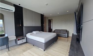 APARTAMENTO EN VENTA EN SANTA MARIA PH SOLANA REMODEL WA