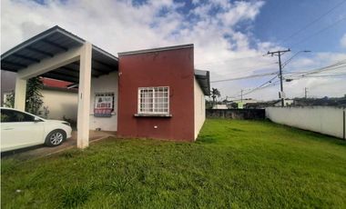 ALQUILO CASA EN ARRAIJAN VALLE HERMOSO BARRIADA APEIBA