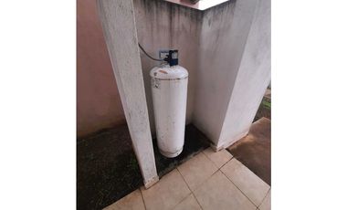 ALQUILO CASA EN LA CHORRERA ARBOLEDA LOS CEREZOS CON LINEA BLANCA3R