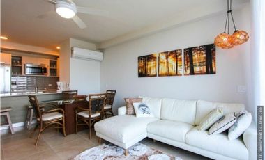 Venta de Apartamento en Playa Gorgona, 1 recámara en Royal Palm