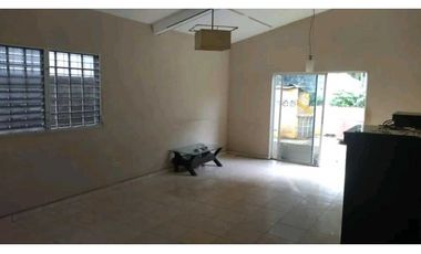 VENDO CASA EN LA CHORRERA BARRIADA VISTA MAR
