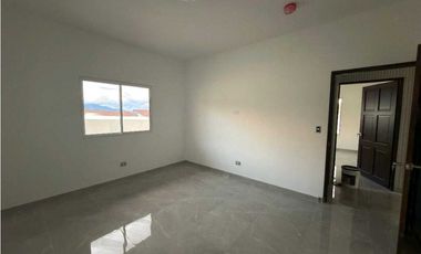 VENTA DE CASA BOQUETE NUEVA 3R A EXTRENAR