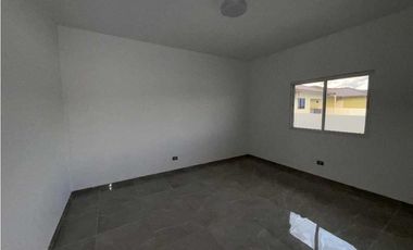 VENTA DE CASA BOQUETE NUEVA 3R A EXTRENAR