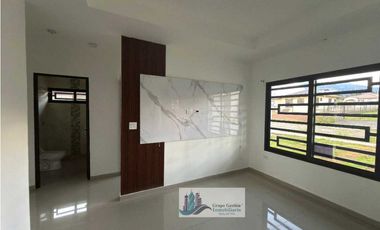 VENTA DE CASA EN BOQUETE NUEVA  2R