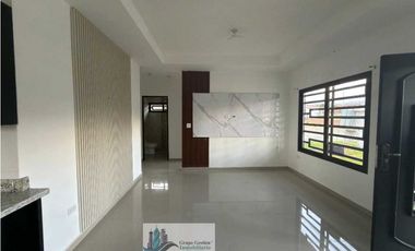 VENTA DE CASA EN BOQUETE NUEVA  2R