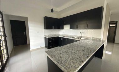 VENTA DE CASA EN BOQUETE NUEVA  2R