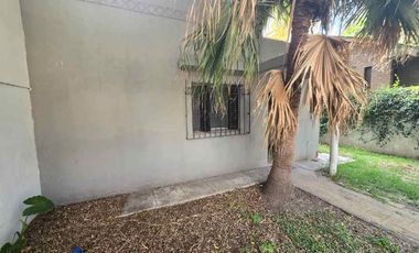 Casa en alquiler en Moron Centro