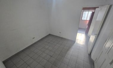 Casa en alquiler en Moron Centro