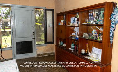 Casa en venta c/ cochera en Ministro Rivadavia