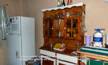 Casa en venta c/ cochera en Ministro Rivadavia