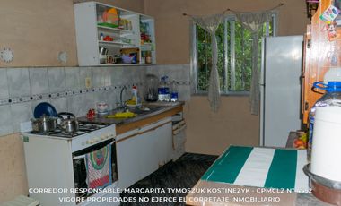 Casa en venta c/ cochera en Ministro Rivadavia