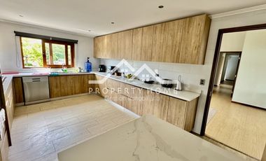 PRECIOSA CASA EN ARRIENDO EN CONDOMINIO CHICUREO